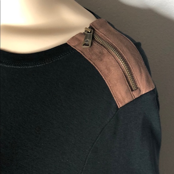 Lauren Ralph Lauren black top & faux suede trim - Picture 2 of 10